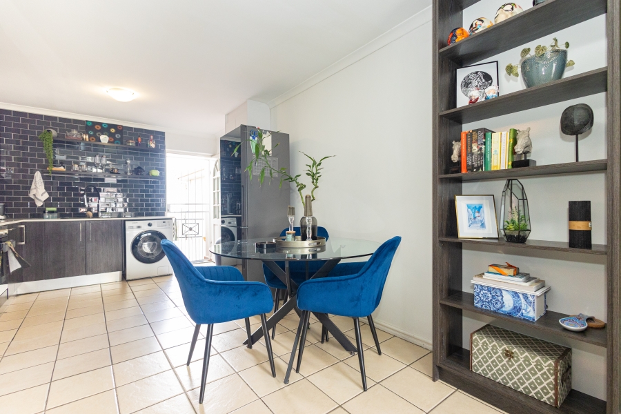 2 Bedroom Property for Sale in Vredekloof Heights Western Cape